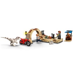 LEGO Jurassic World - Dinossauro Atrociraptor: Perseguição de Mota (169 pcs) 2022